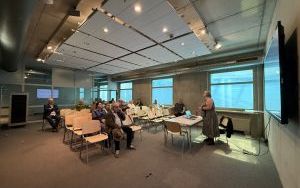 Uczestnicy szkolenia w Bibliotece Uniwersyteckiej w Warszawie